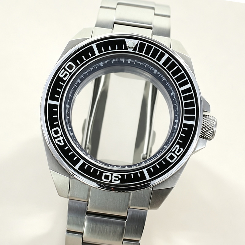 43-mm-Sport-Taucheruhrengehäus – Citizen Watch Tsuyosa Bewertung und Preis