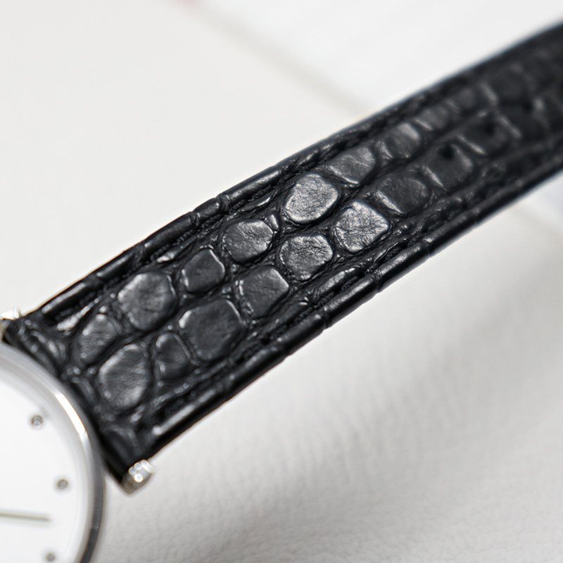 Dünnes Krokodil-Echtlederarmba – Cartier Watch Tank Bewertung und Preis